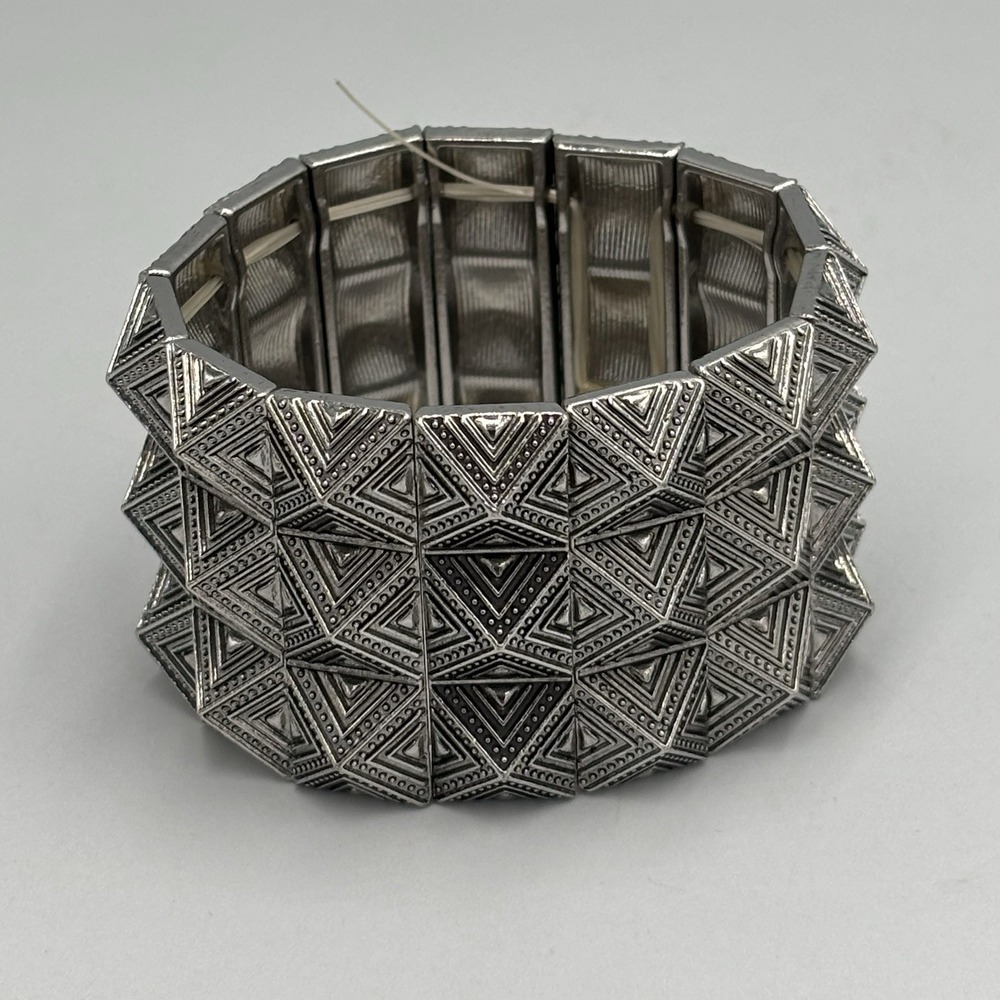 Silver-Tone Bracelet Y2K Grunge Expanding Pyramid-Shaped Links Mall Goth